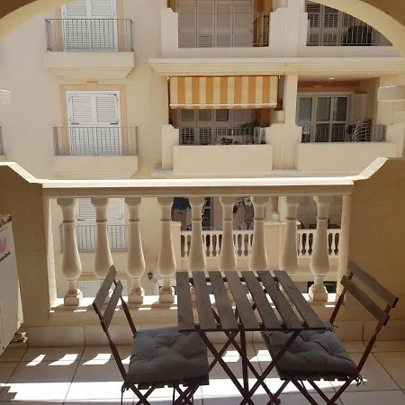 Apartment Stylish In Portofino, Near The And Bars